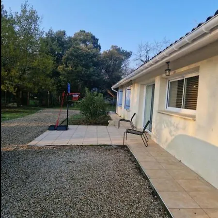Propriété Avec Piscine Hébergement de vacances
